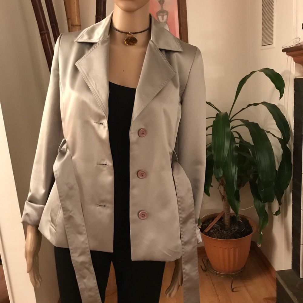Blazer - Picture 4 of 6